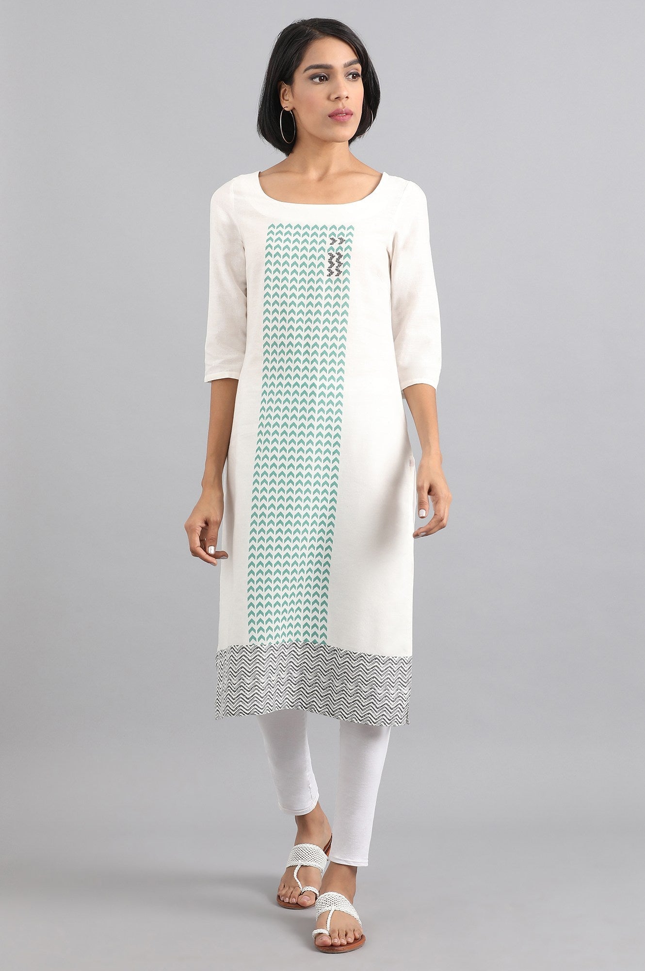 White Round Neck Printed kurta