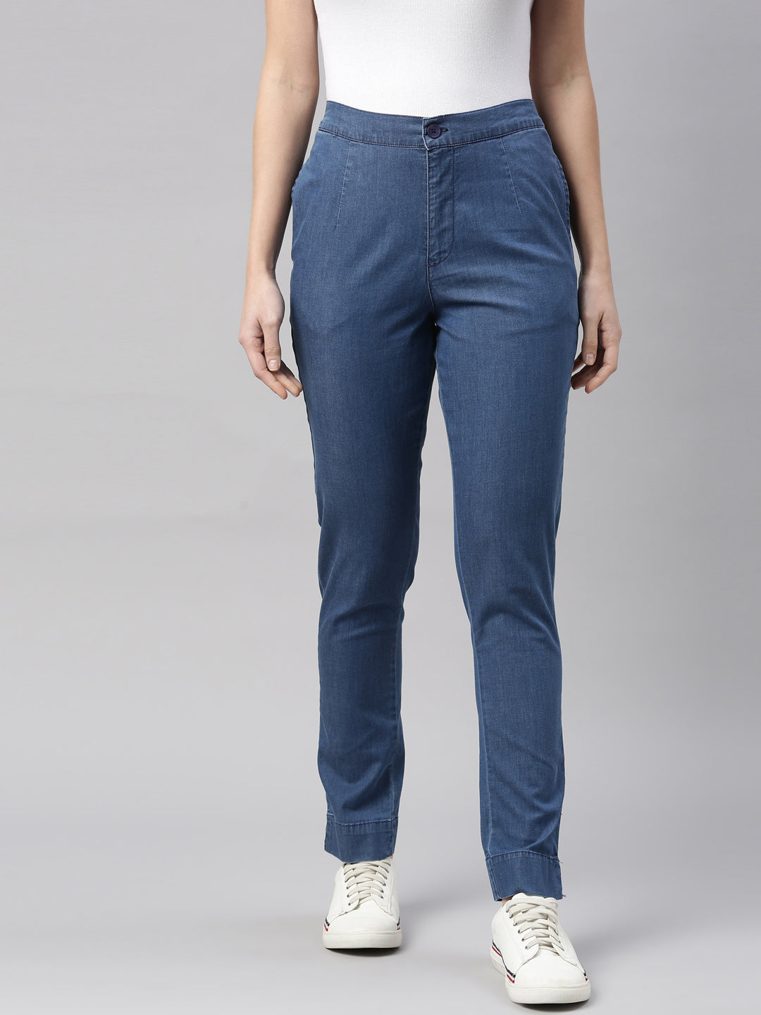 Women Solid Blue Denim Pencil Pants