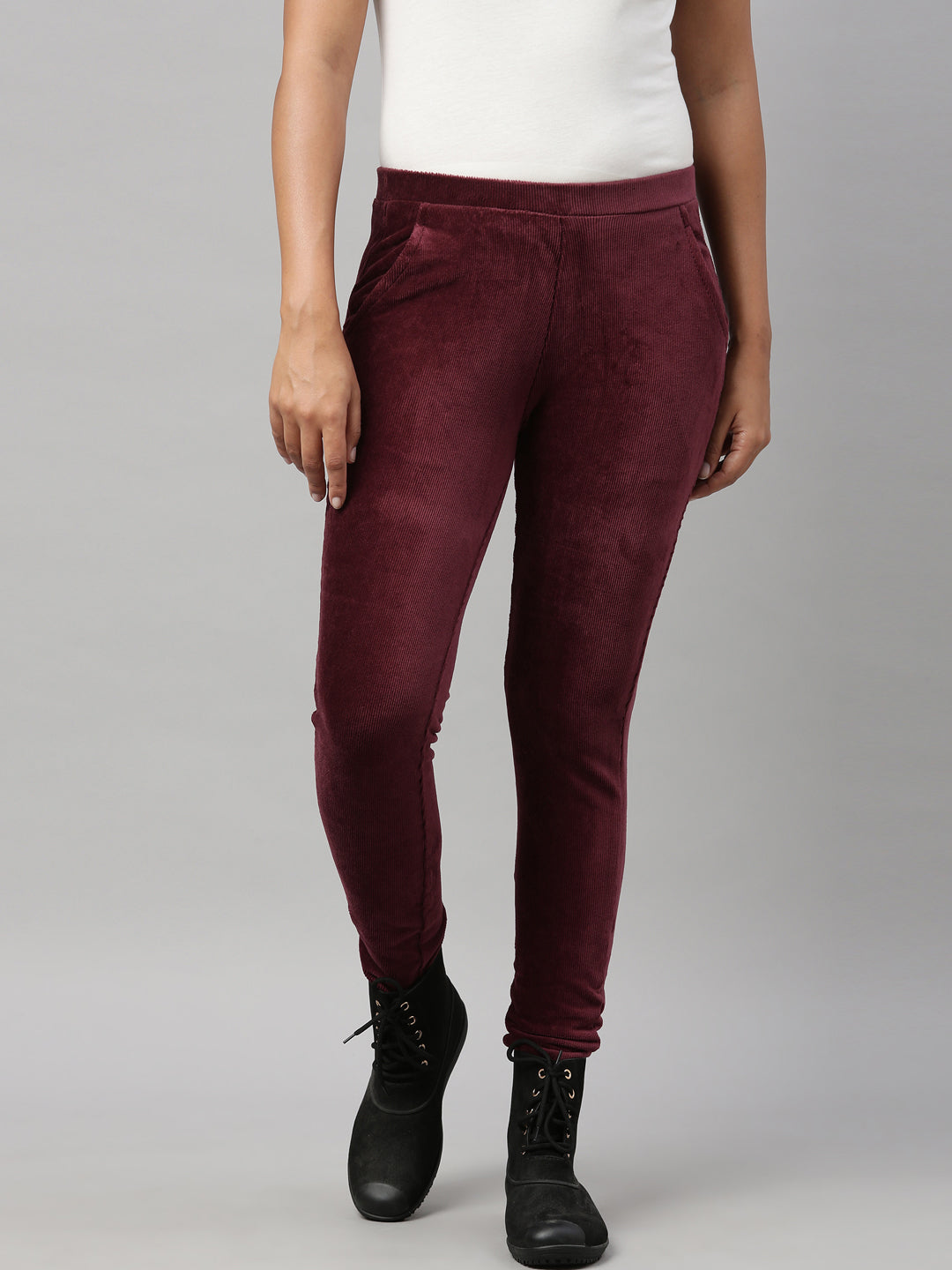 Women Solid Maroon Mid Rise Corduroy Jeggings