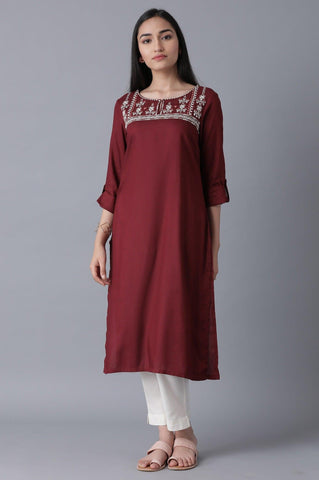 Maroon Embroidered straight kurta