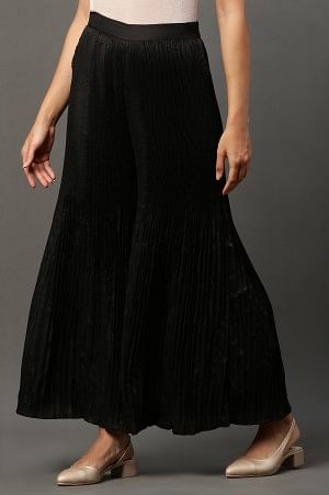 Black Solid Flared Woven Sharara With Pleats