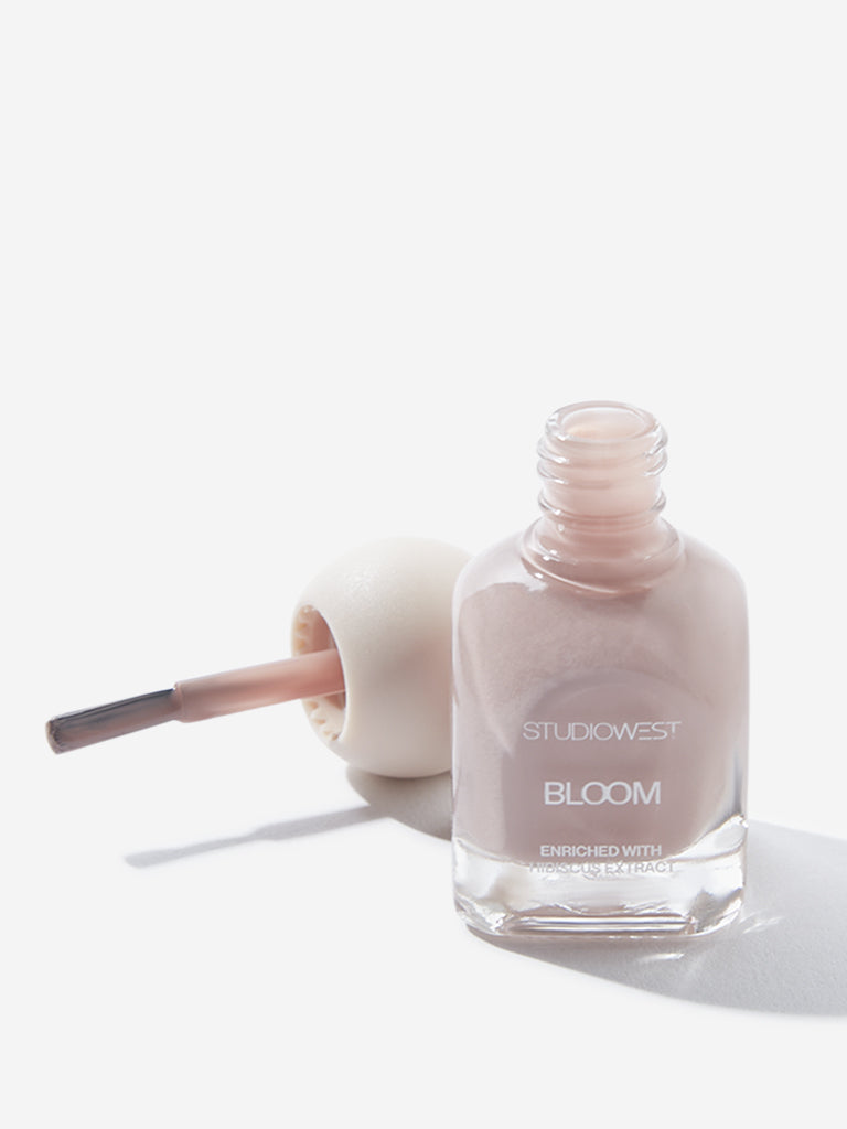 Studiowest Bloom Creme Nude- 16 Sand Nail Colour - 9 ML