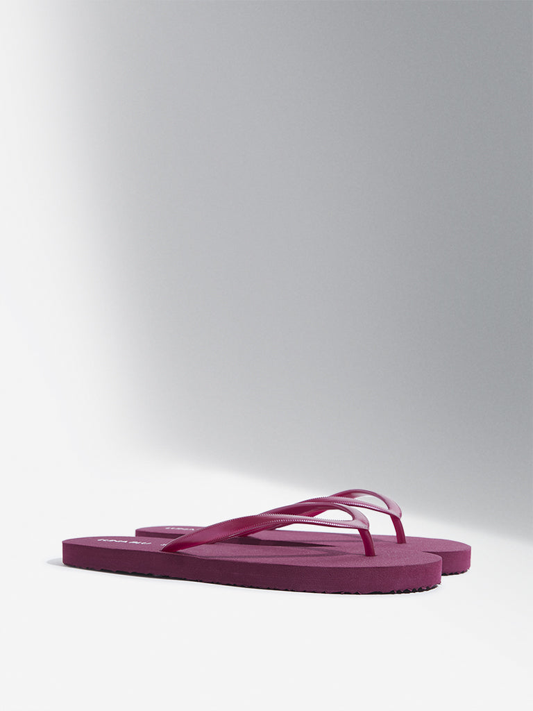 LUNA BLU Maroon Flip-Flop