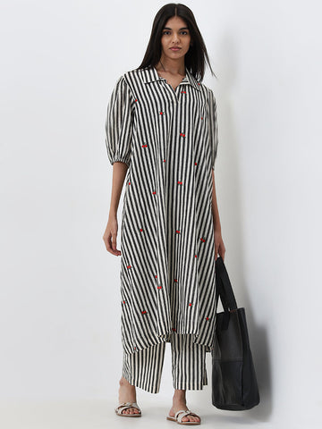 Utsa Black Stripe Printed A-Line Cotton Kurta