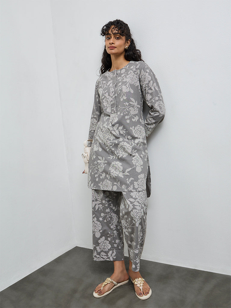 Utsa Grey Floral Cotton-Blend Straight Kurta