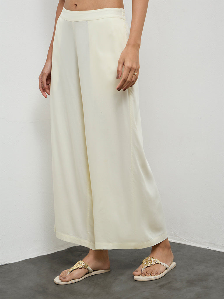 Utsa Cream Solid Pants