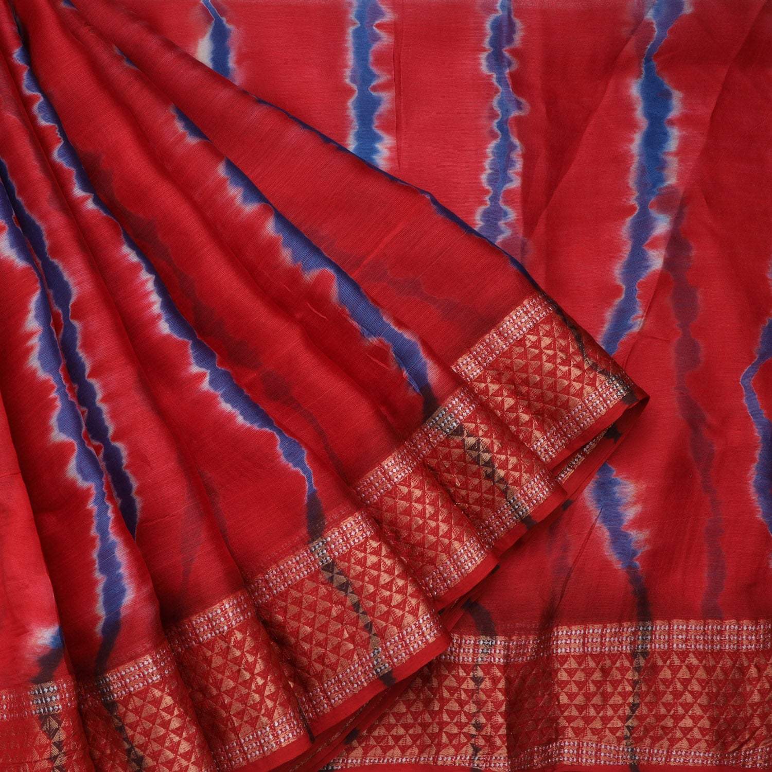 Brick Red Maheshwari Silk Tie & Dye Printed Saree