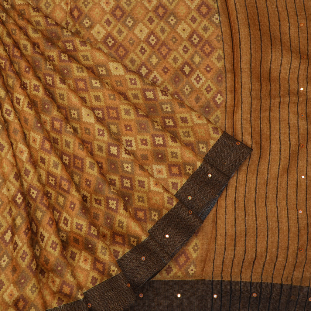 Brown Matka Saree With Checks Printed Pattern