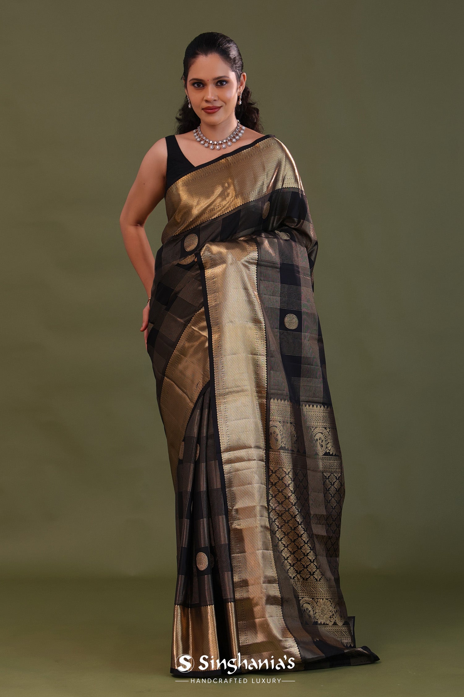 Black Kanjivaram Silk Saree With Checks Pattern