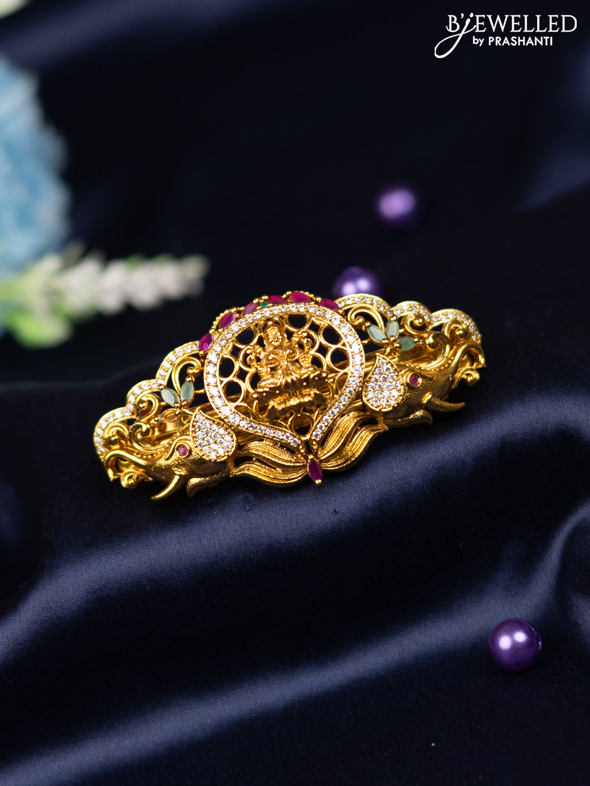 Antique hair clip medium size lakshmi design with kemp and cz stones