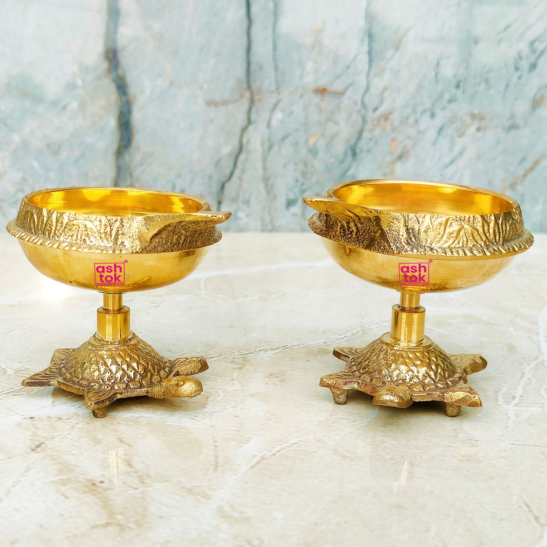 Brass Diya, Deepam,  Diya Brass Diyas for Pooja Indian Diya Set for Gifting (Dia - 2 Inches)