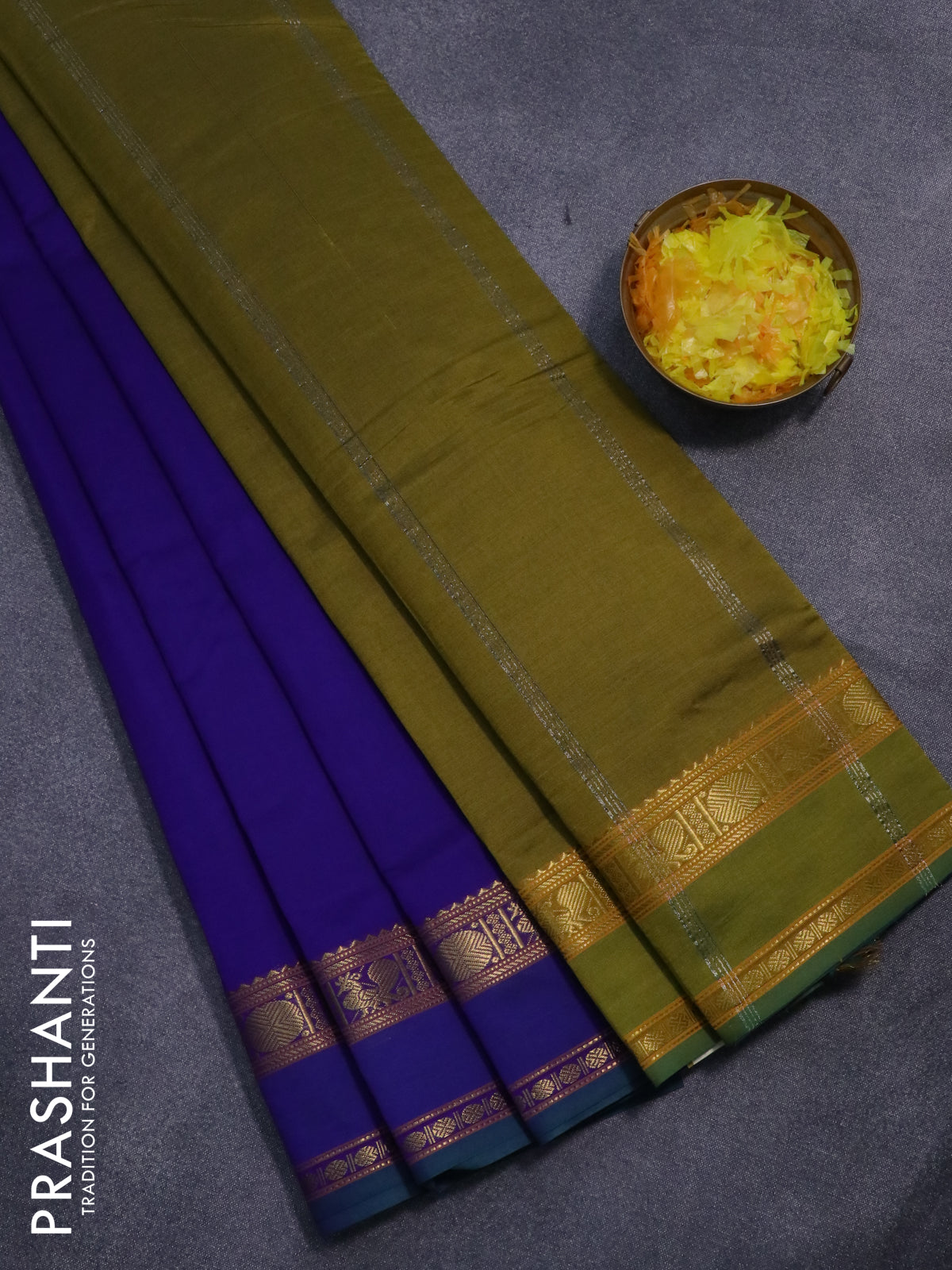 10 yards semi silk cotton saree blue and mehendi green with plain body and rettapet zari woven border