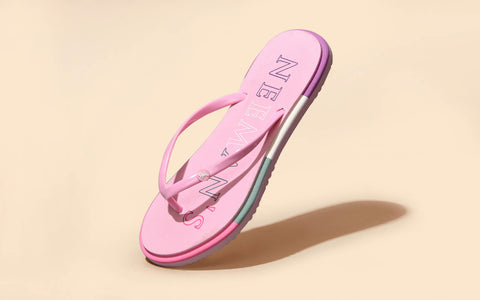 Recreation Flips (Women Exclusive) : Pink