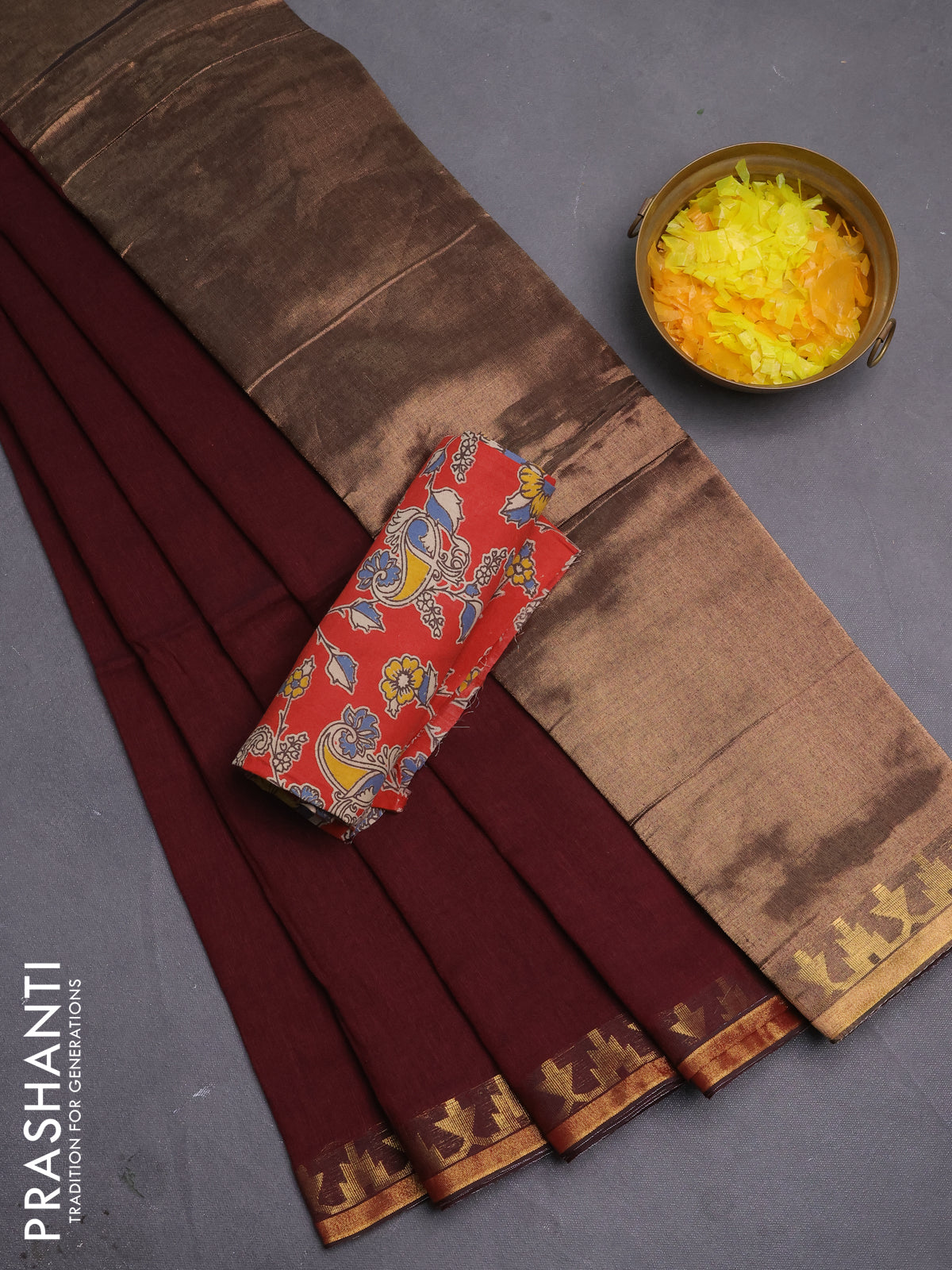 Bengal soft cotton saree maroon and red with plain body and zari woven border