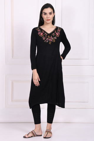 Black Embroidered Straight Acrylic Winter Kurta