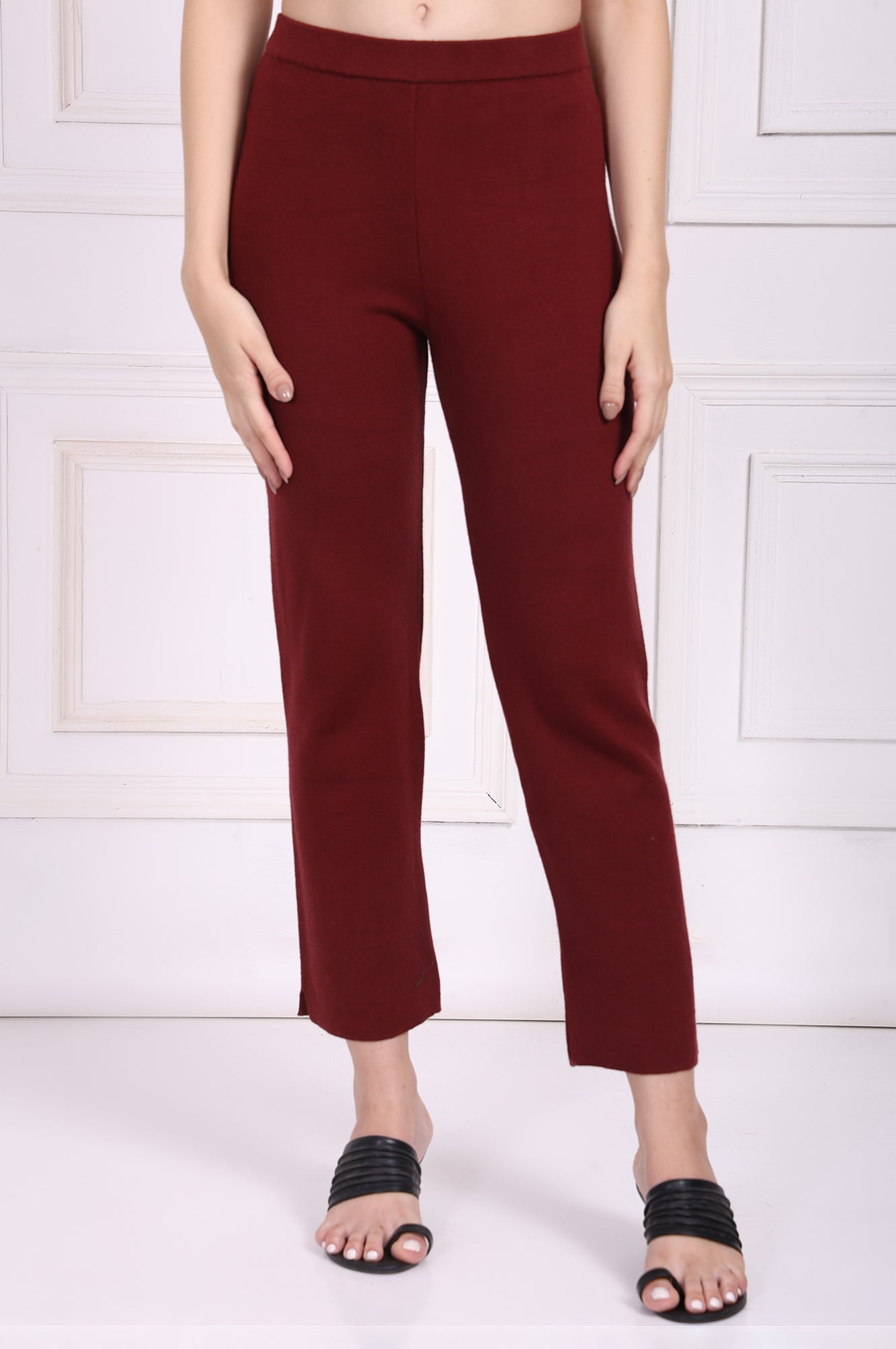 Maroon Solid Straight Pant