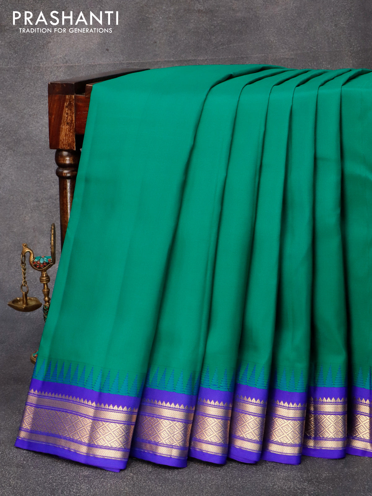 10 yards silk saree green and royal blue with plain body and temple design zari woven border