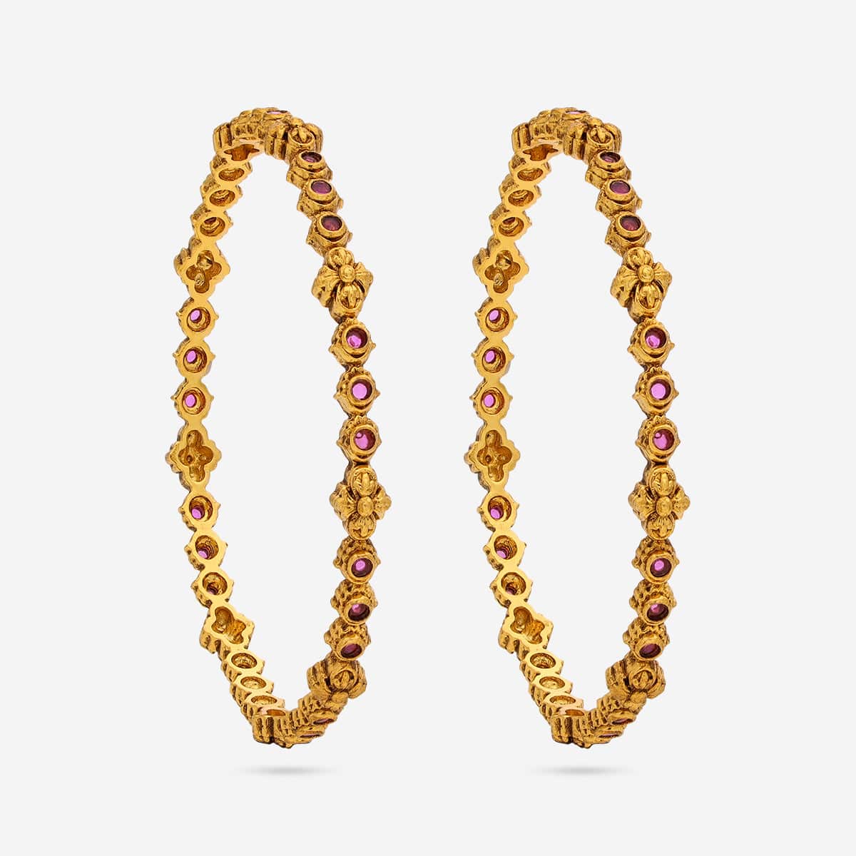 Antique Bangle 190687