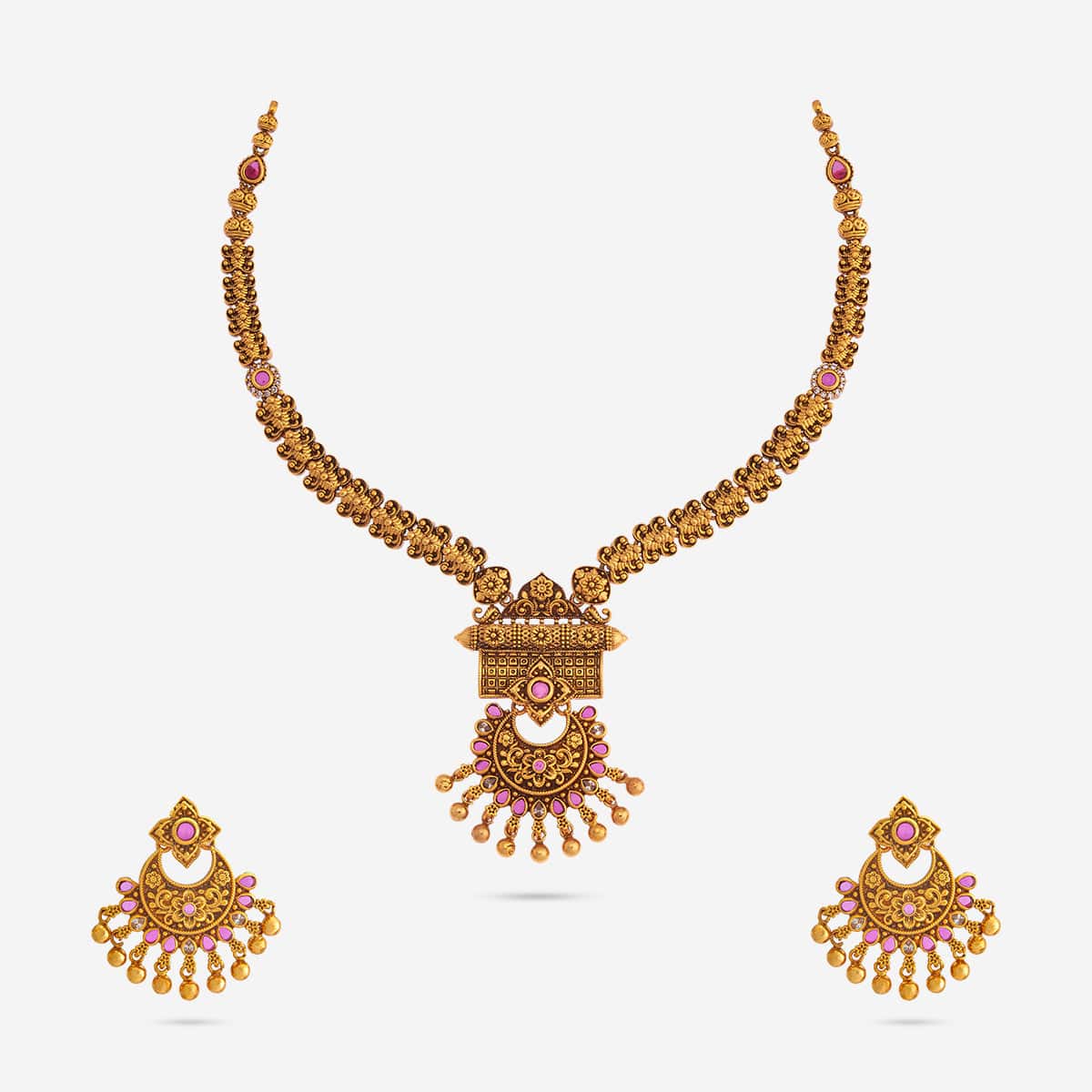 Antique Necklace 186401