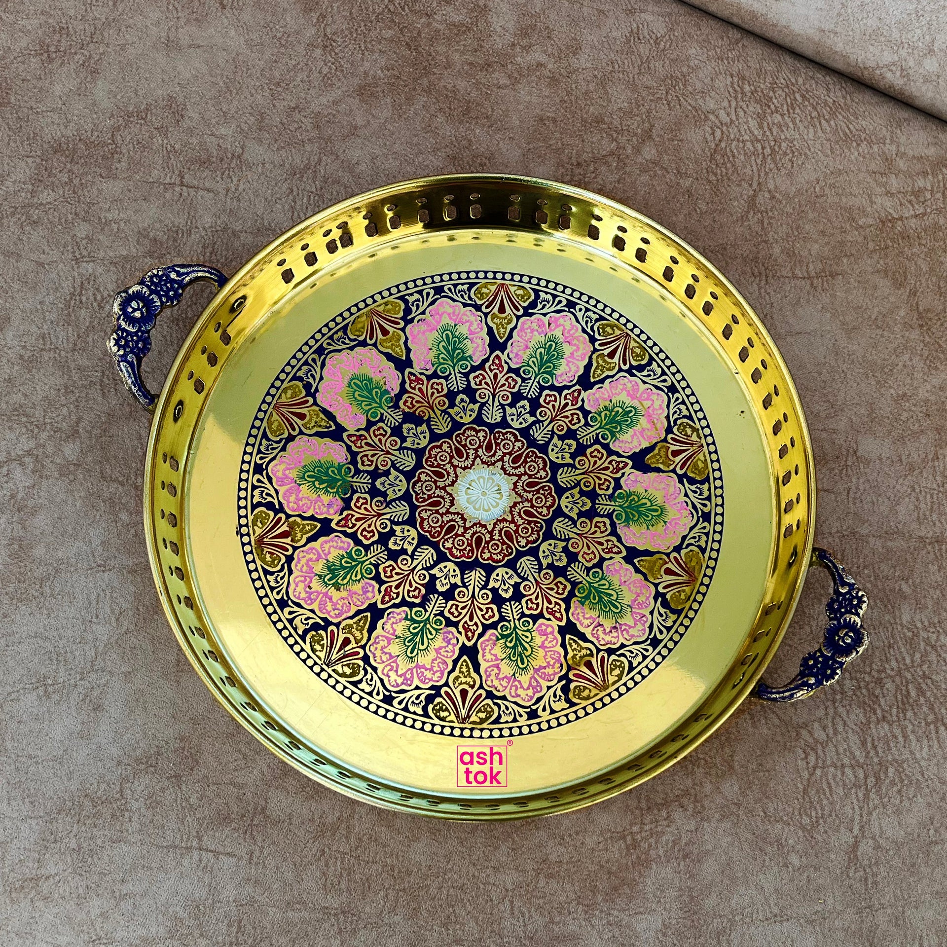 Brass Tray, Round shape, Serving Tray, Decorative Tray, Gift Item