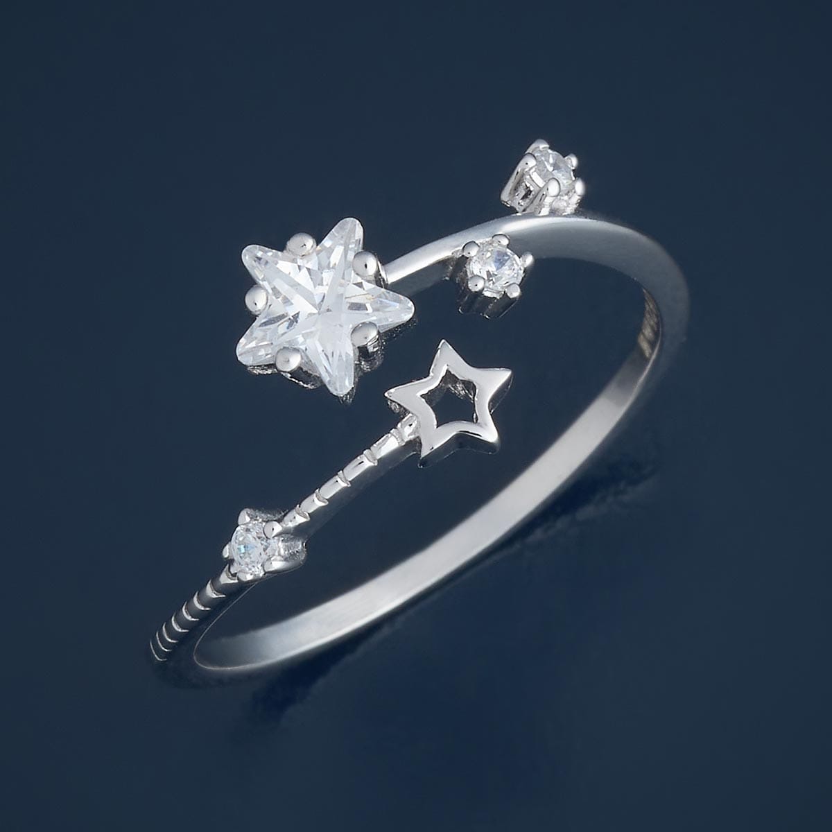 92.5 Silver Finger Ring 182923