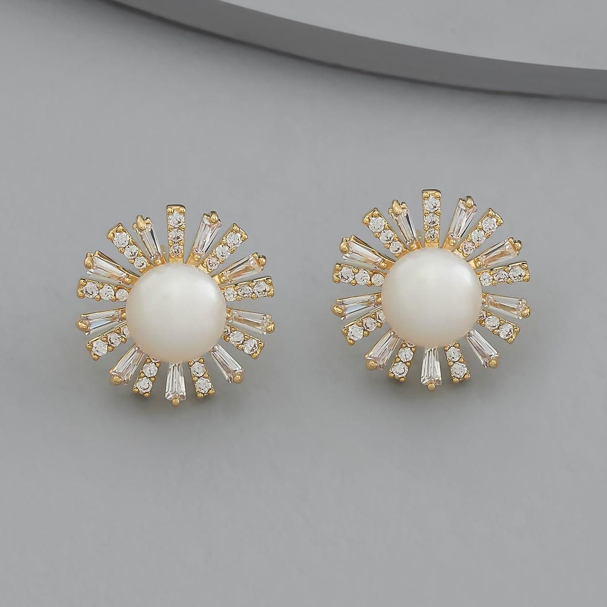 Trendy Earring 171533