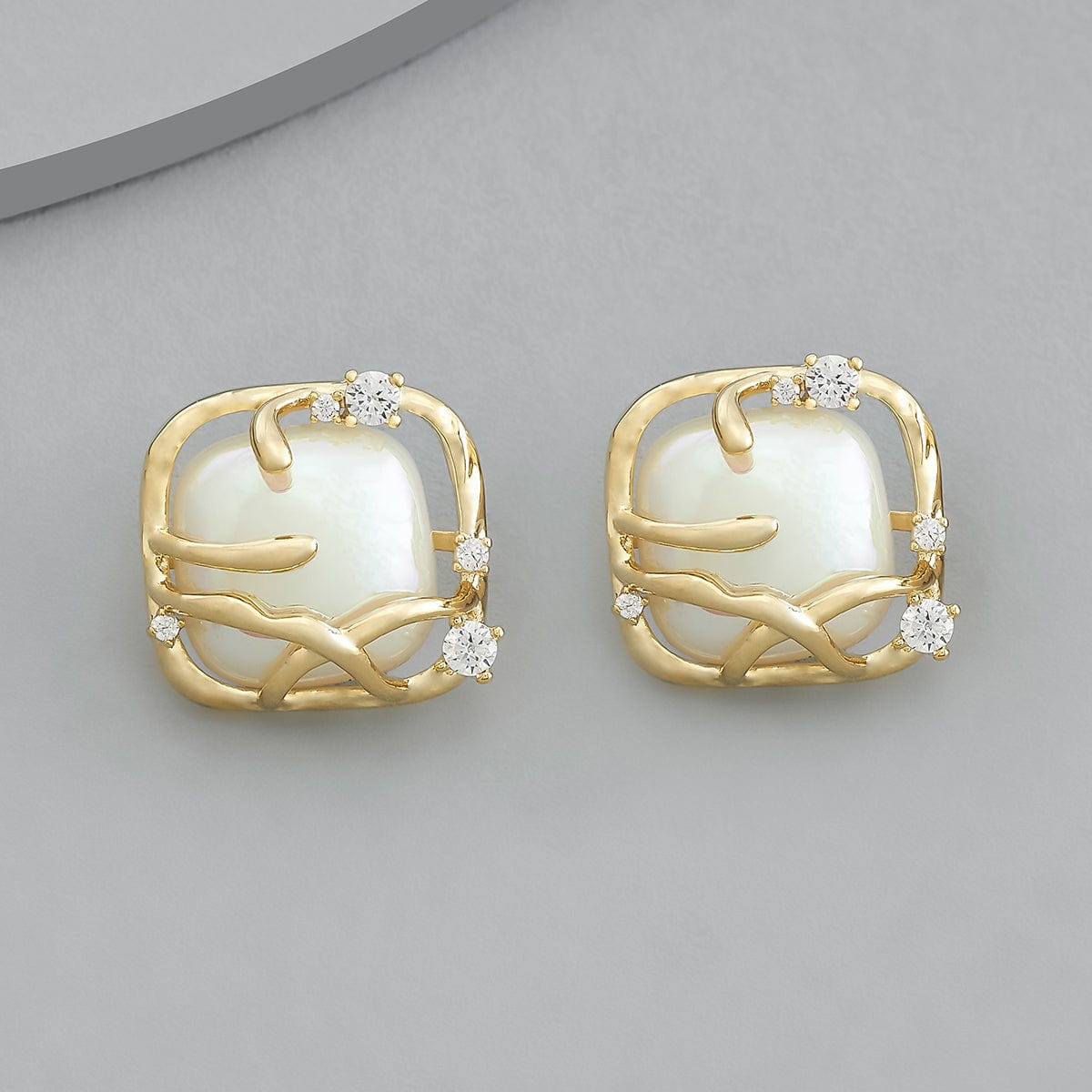 Trendy Earring 172215