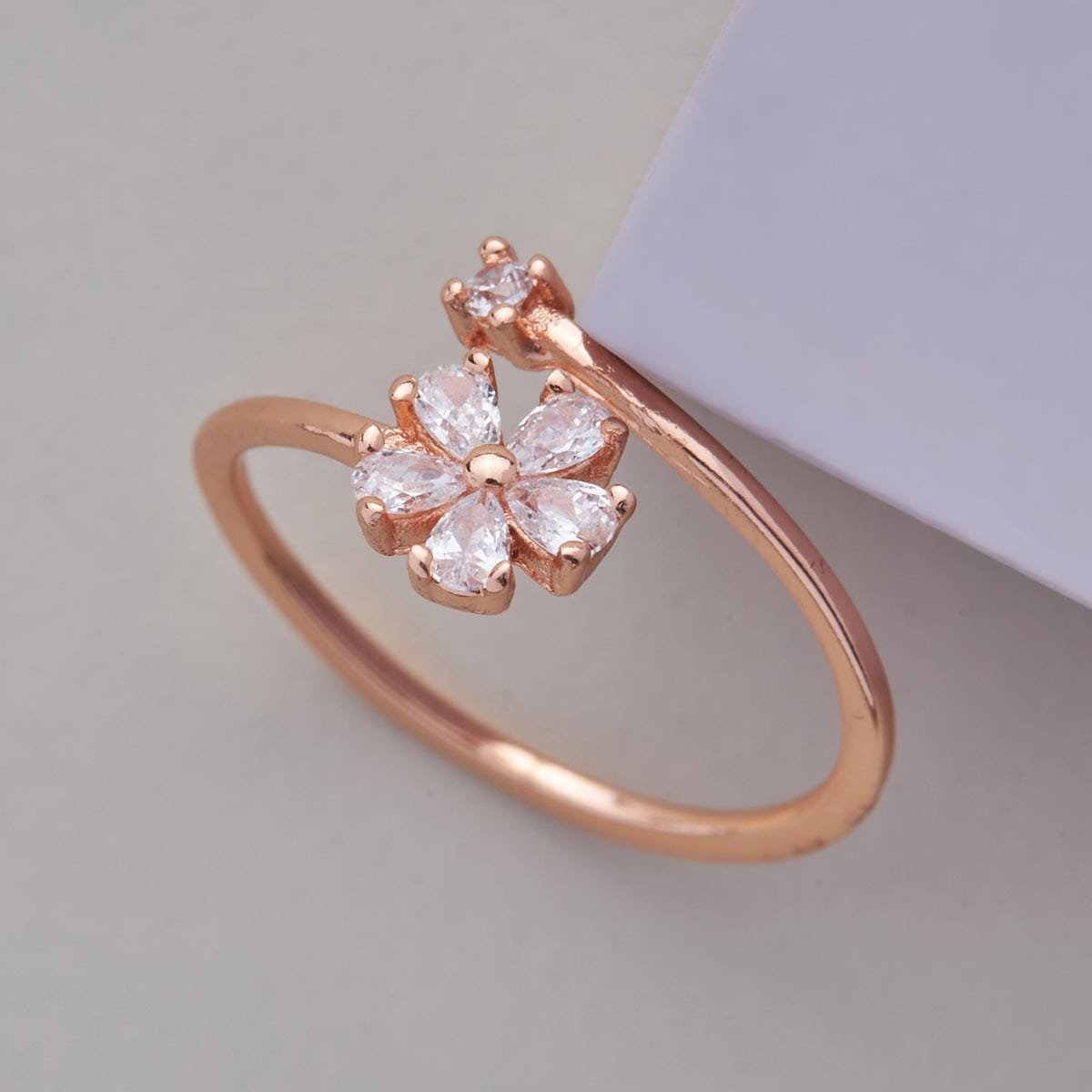 Trendy Finger Ring 138852